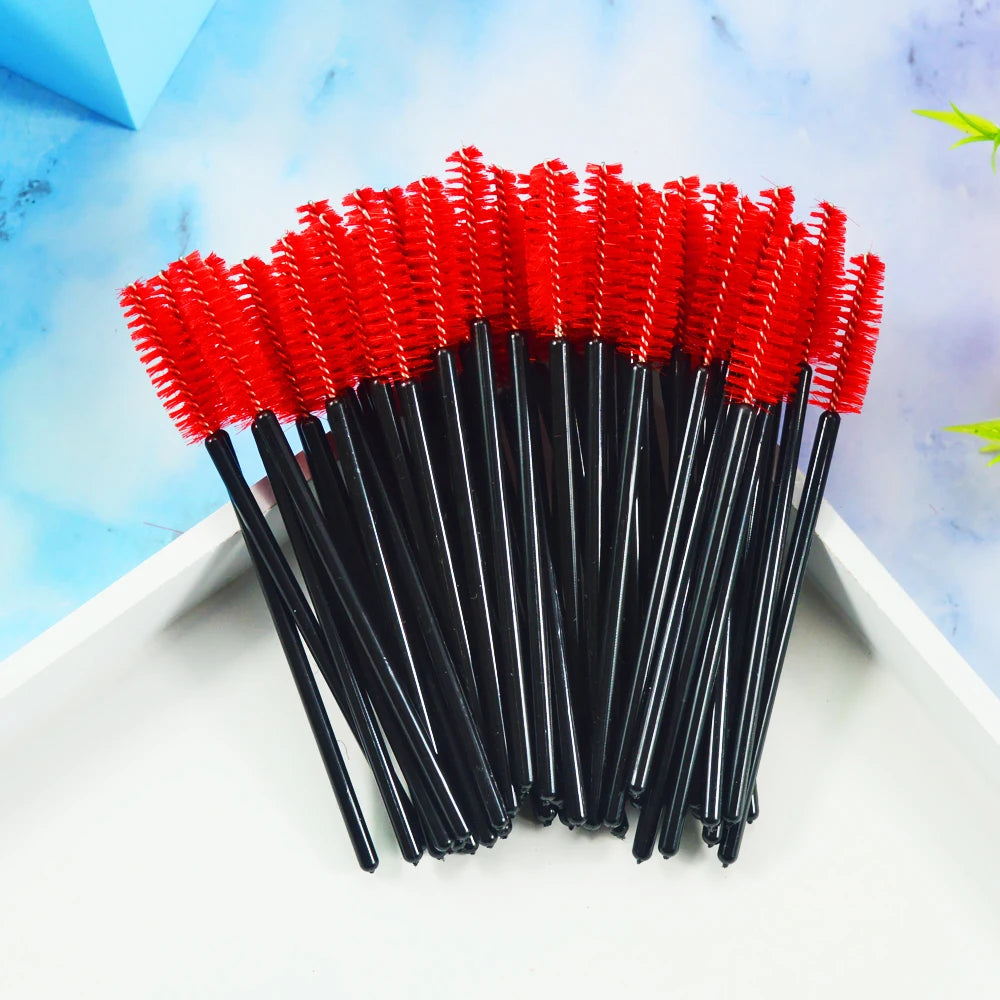 Set of 50 Crystal Eyelash Brushes – Disposable Brushes for Eyelash and Eyebrow Maintenance